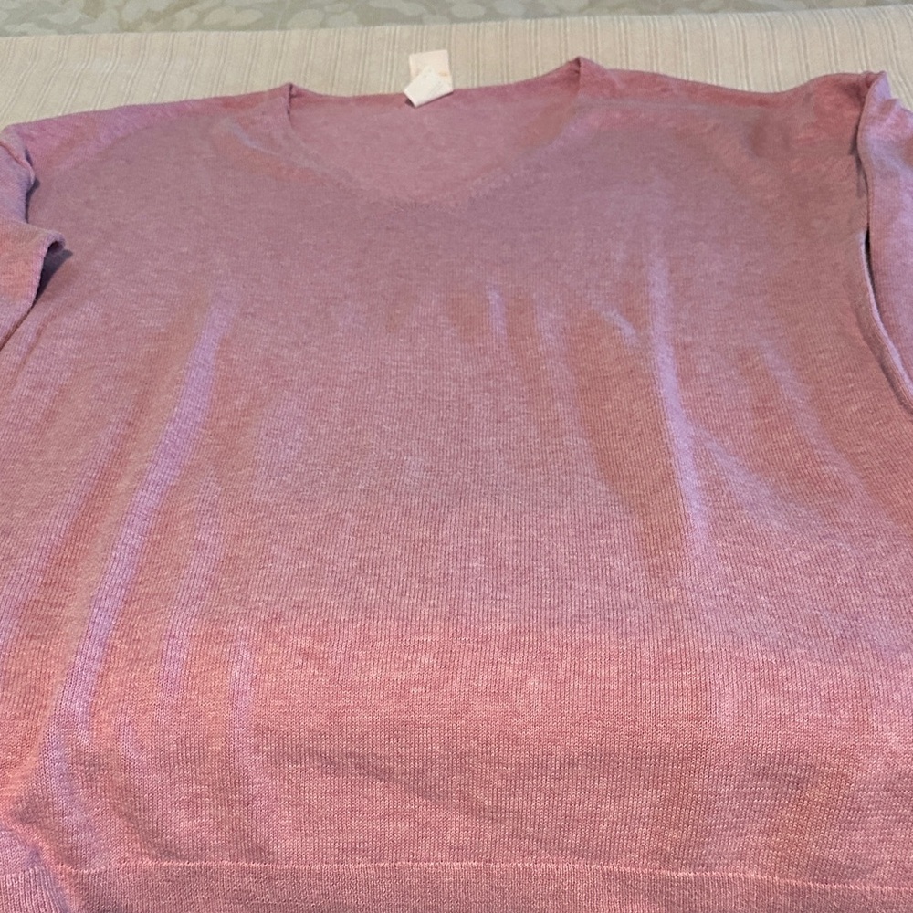 Lole Women's V-Neck Sweater in Light Pink